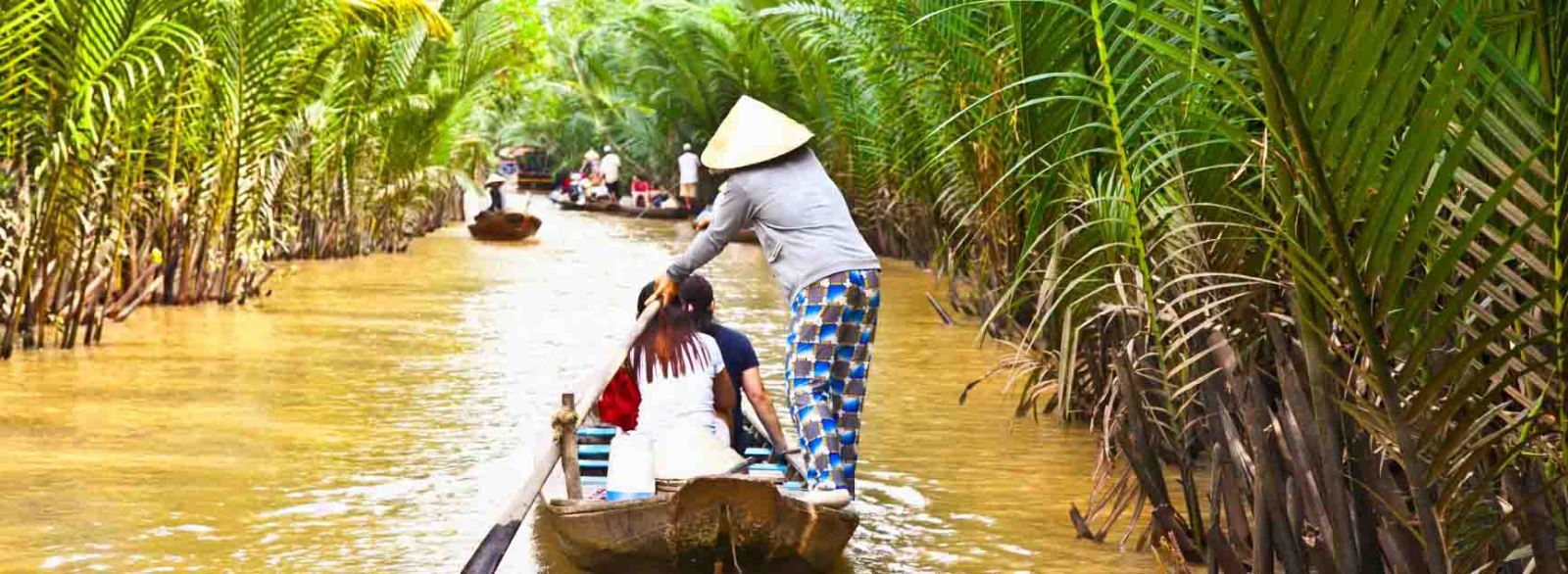 Les balades en sampan local dans les arroyos verdoyants