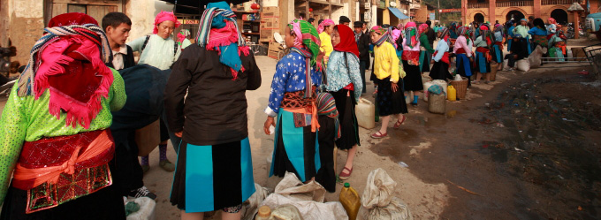 Visiter le marché de Dong Van