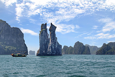 CROISÈRE SUR LA BAIE D’HALONG | voyage au Vietnam | 1 jour