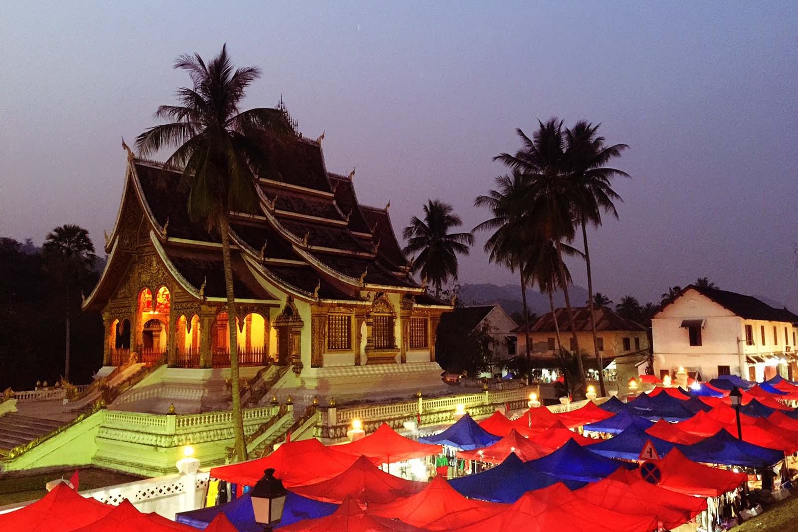 Marché de nuit à Luang Prabang